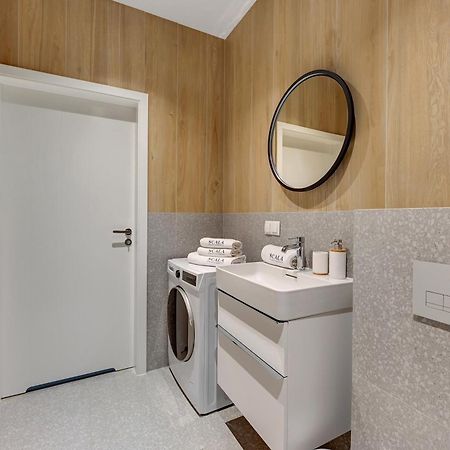 Scala City Center Apartments & Studio By Lion Apartments กดัญสก์ ภายนอก รูปภาพ